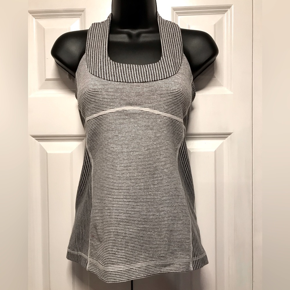 Lululemon Scoop Neck Tank Top ( Size 6) Color Gray/ White - Picture 1 of 6